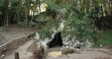 Les Cottes view of cave